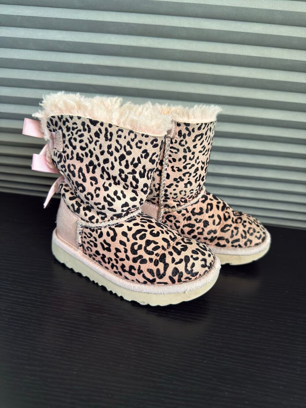UGG Bailey Bow II Leopard Boots Pink Toddler Girls Size 9 1102369T